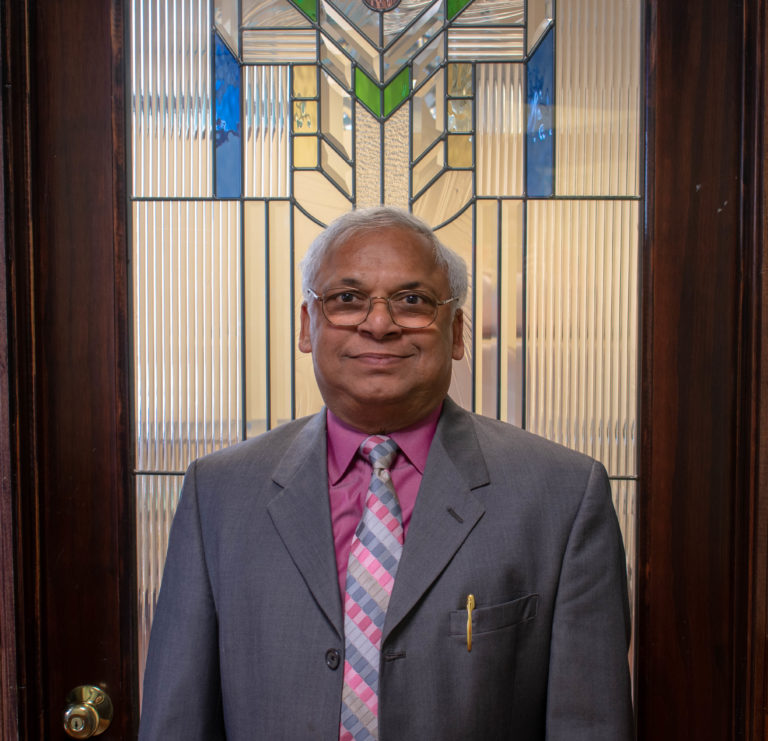 Dr. Navin Gupta, DPM